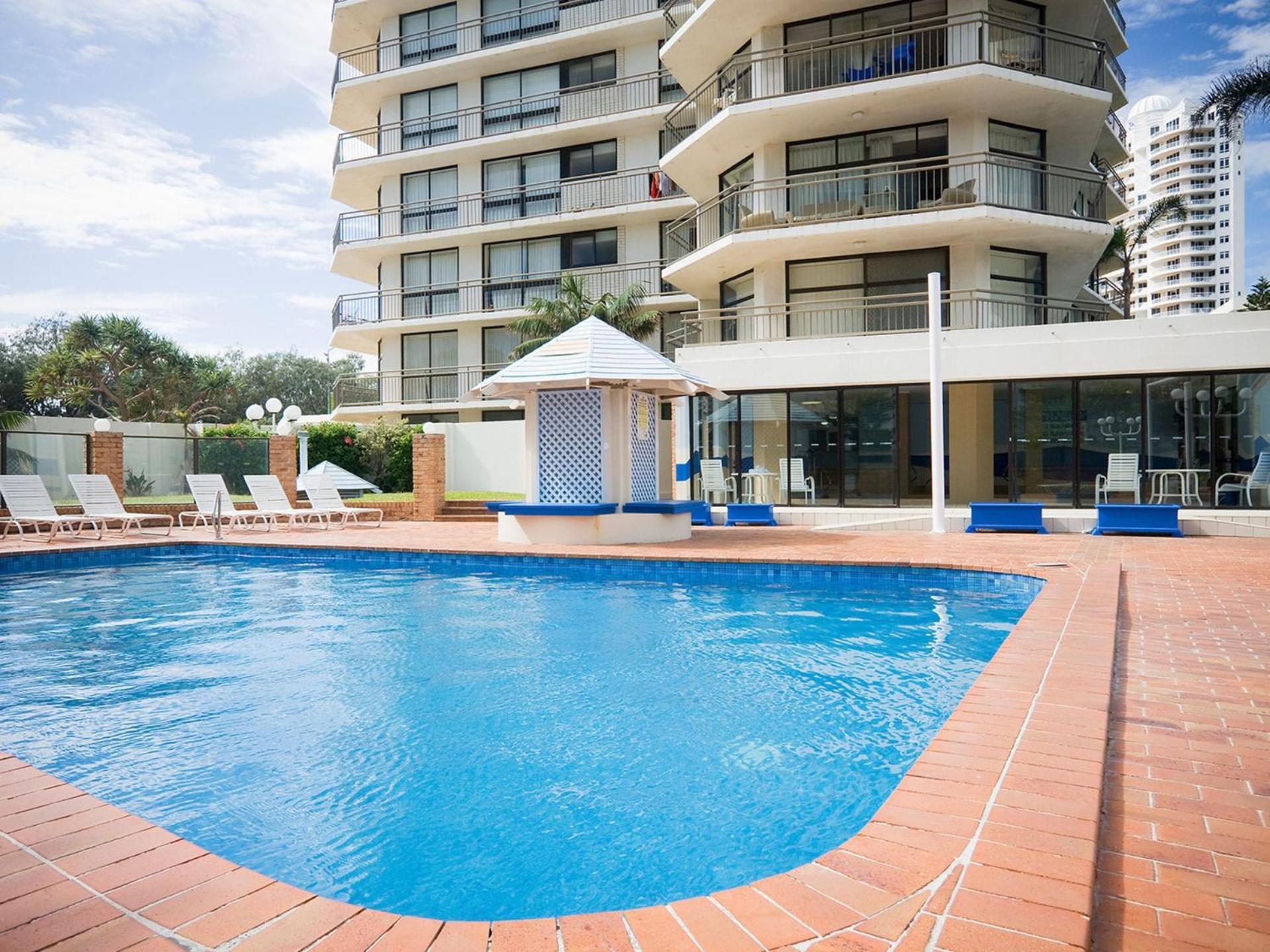 Imperial Surf Modern Beachfront - Coasthm *